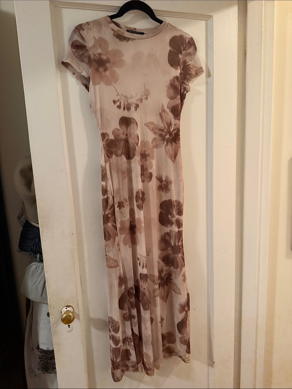 See You Monday Taupe/beige 90s style Floral Short Sleeve Maxi Bodycon dress NWT
